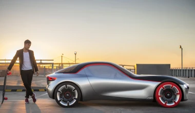 Αποκαλύφθηκε το εντυπωσιακό Opel GT concept