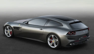 Νέα Ferrari GTC4Lusso