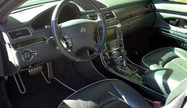 Πωλείται η Maybach του Charlie Sheen