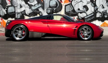 Η 1η Pagani Huayra πωλείται 2 εκατομμύρια ευρώ