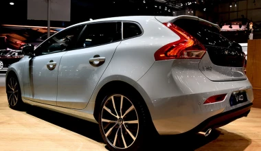 Αυτό είναι το ανανεωμένο Volvo V40