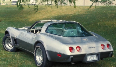 Chevrolet Corvette: 60 χρόνια σε φωτο-video