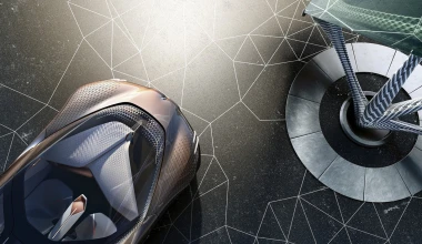 BMW Vision Next 100 concept (videos)