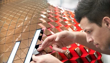 BMW Vision Next 100 concept (videos)