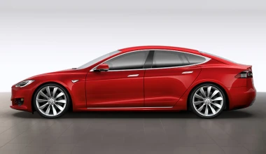 Ανανεώθηκε το Tesla Model S
