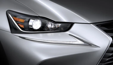 Ανανέωση για το Lexus IS (+video)