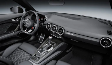 Πρεμιέρα για τα Audi TT RS των 400 PS