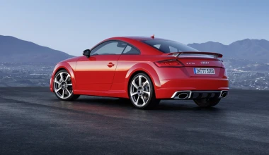 Πρεμιέρα  για τα Audi TT RS των 400 PS