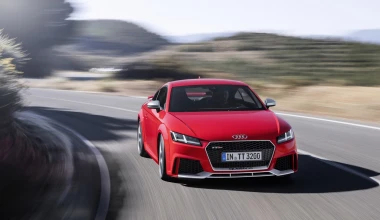 Πρεμιέρα για τα Audi TT RS των 400 PS