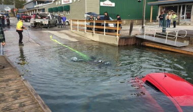 Ακολουθώντας το GPS πήγε κατευθείαν… στη λίμνη