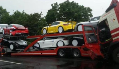 7 καινούργιες Porsche Cayman GT4 καταστράφηκαν… ταυτόχρονα!