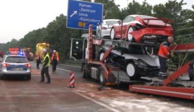 7 καινούργιες Porsche Cayman GT4 καταστράφηκαν… ταυτόχρονα!