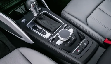 ΟΔΗΓΟΥΜΕ το νέο Audi Q2