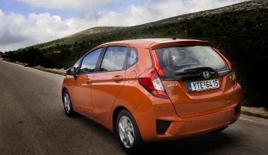 NEO HONDA JAZZ. Σε κερδίζει!