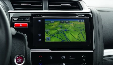 NEO HONDA JAZZ. Σε κερδίζει!