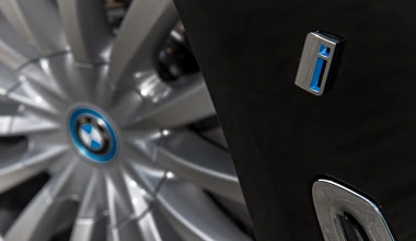 Νέα υβριδική BMW 740e iPerformance