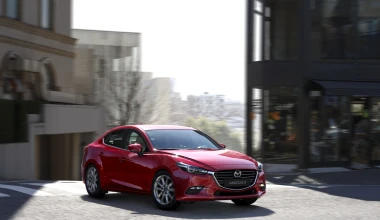 Ανανέωση με τεχνολογία για το Mazda 3