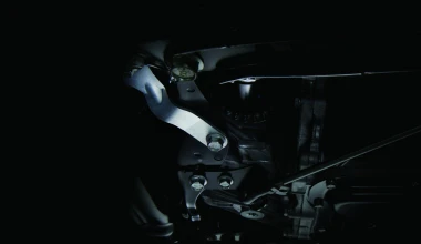 Subaru XV Hybrid με καλούδια STi