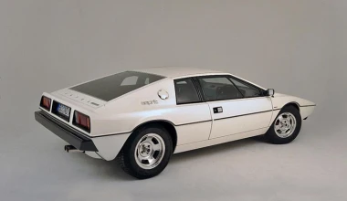 Lotus Esprit: Leading edge