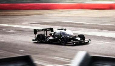 Που πήγε ο οδηγός; Είναι το DevBot!