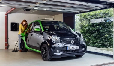 Πρεμιέρα στο Παρίσι τα ηλεκτρικά Smart