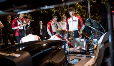 Αγωνιστική Porsche στους δρόμους του Λονδίνου