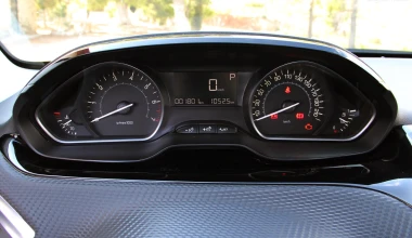 ΔΟΚΙΜΗ: Peugeot 2008 1.2 Puretech  EAT6