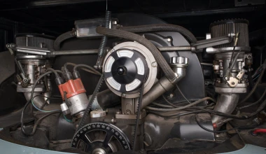 Ένα VW minibus όσο πιο μικρό γίνεται