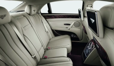 Ολοκαίνουργια Bentley Flying Spur