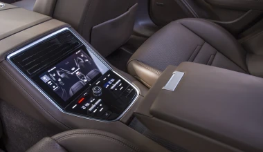 ΟΔΗΓΟΥΜΕ τη νέα Porsche Panamera