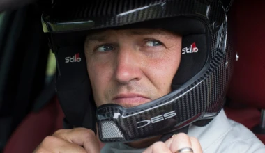 Ο Stig κάνει κατάβαση σκι με Range Rover (video)