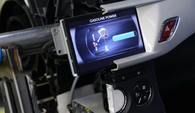 Peugeot 2008 HYbrid Air