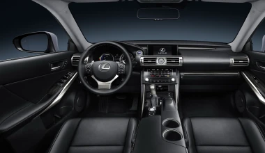 Lexus IS 300h & IS 250 2013