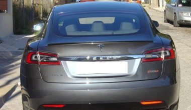 Αγγελία ενός ελληνικού Tesla Model S. Με πόσο;
