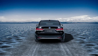 Πρεμιέρα για το υβριδικό Lexus LS 500h