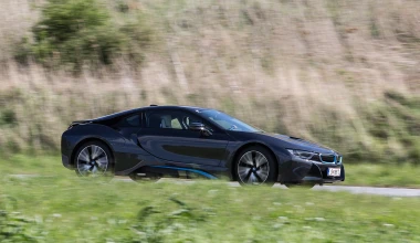 ΟΔΗΓΟΥΜΕ την υβριδική BMW 530e