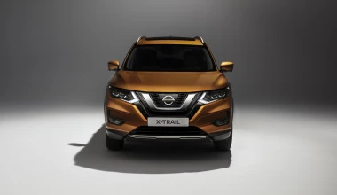 Nissan X-Trail με ημιαυτόνομη οδήγηση