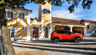 ΟΔΗΓΟΥΜΕ το νέο Jeep Compass
