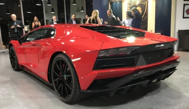 Η Lamborghini Aventador S προσγειώθηκε στην Ελλάδα (+vid)