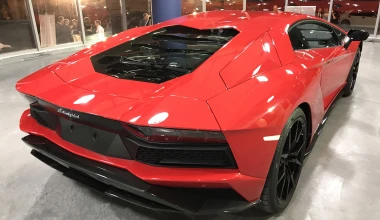 Η Lamborghini Aventador S προσγειώθηκε στην Ελλάδα (+vid)