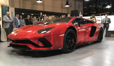 Η Lamborghini Aventador S προσγειώθηκε στην Ελλάδα (+vid)