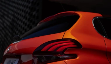 PEUGEOT 208. Fully Connected!