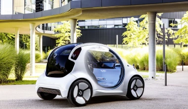 Ένα έξυπνο… smart χωρίς τιμόνι (+vid)