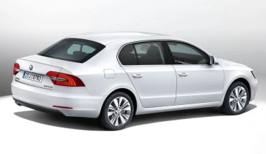 Νέο Skoda Superb facelift

