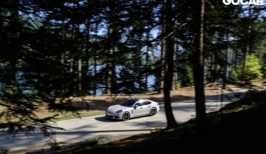 Με την Porsche Panamera 4 E-Hybrid στη λίμνη Δόξα