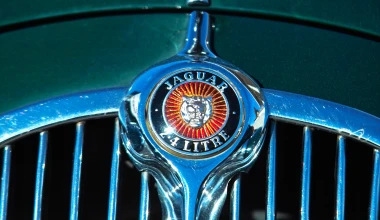 ΟΔΗΓΟΥΜΕ Jaguar Mk2: Υλικό αυτοκρατορίας


