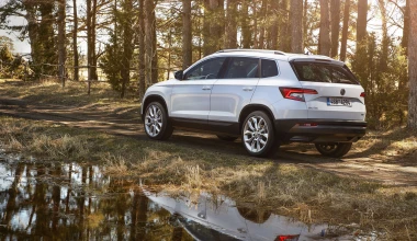 ΟΔΗΓΟΥΜΕ τα νέα Skoda Karoq 1.0 TSI, 1.5 TSI & 1.6 TDI