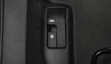 Subaru Impreza 1.5 SJ sedan