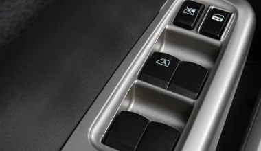 Subaru Impreza 1.5 SJ sedan