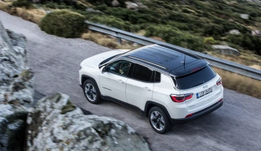 ΝΕΟ JEEP COMPASS. Έξω από τα συνηθισμένα